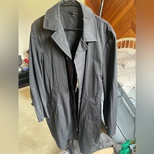 Stand Fall collared rain jacket